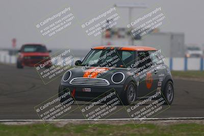 media/Jan-18-2026-CalClub SCCA (Sun) [[8bc6468723]]/Group 3 Race/Turn 1/